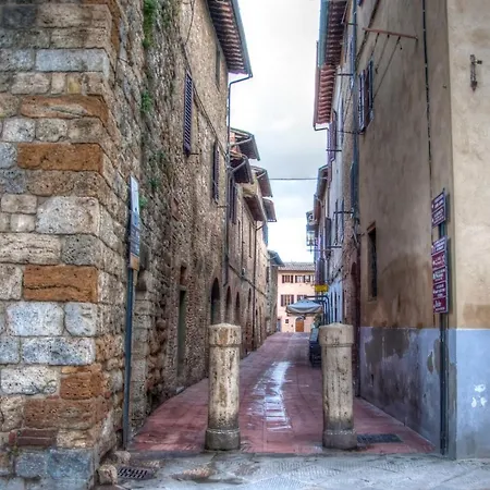 Il Pino * San Gimignano
